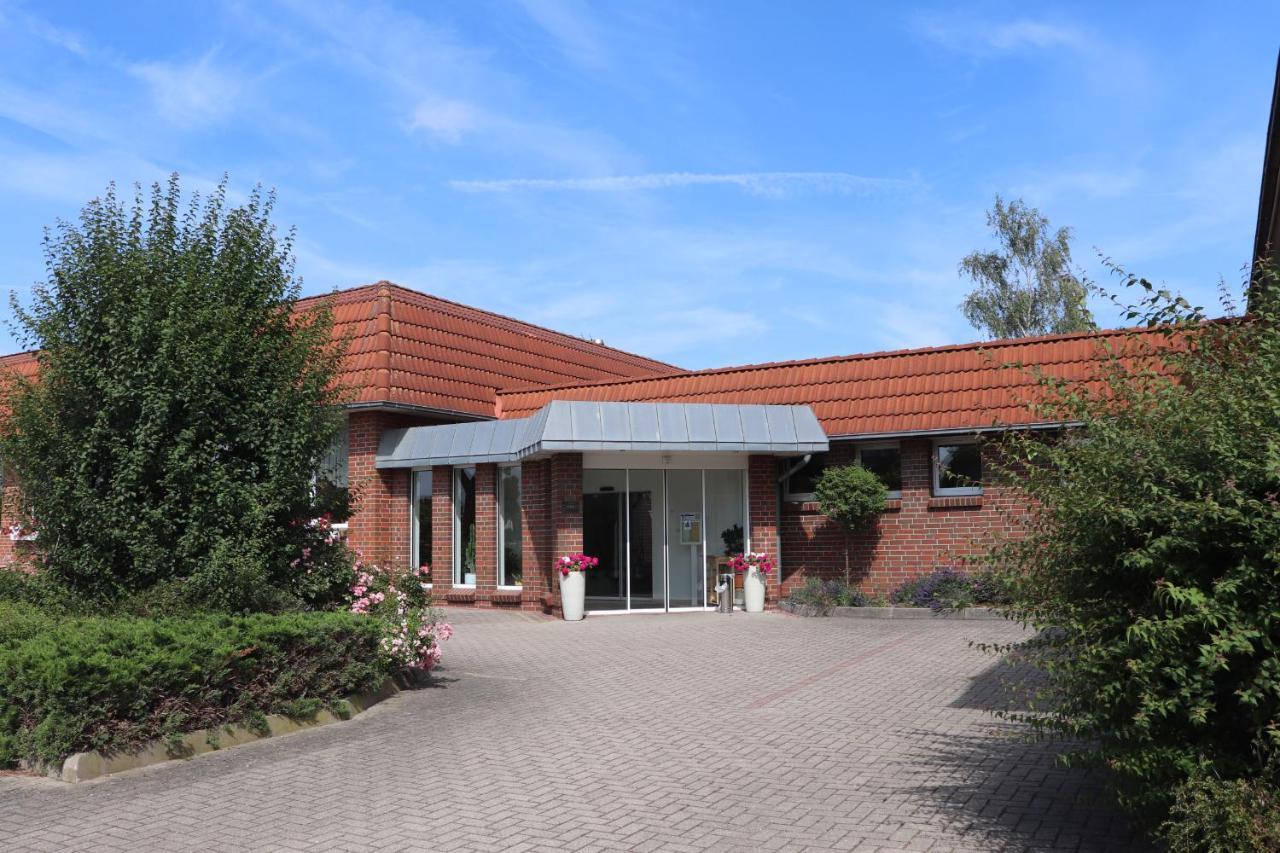 Hotel Pension Stoertebeker Biendorf ภายนอก รูปภาพ